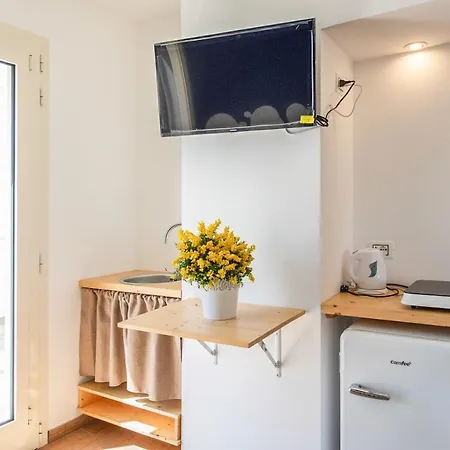 Center House Konukevi 3*