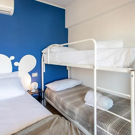 Center House Konukevi